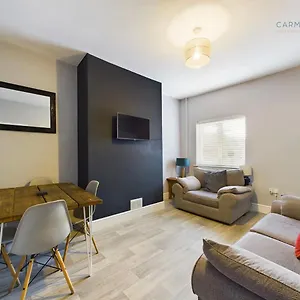  Holiday home The Gladstone Terrace United Kingdom